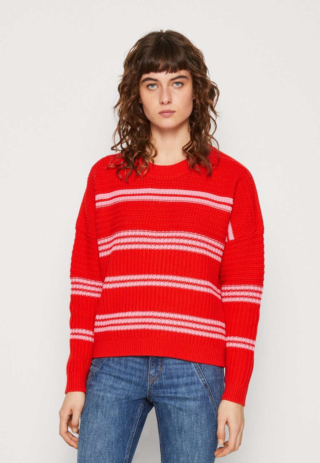 

Джемпер Esprit, красный