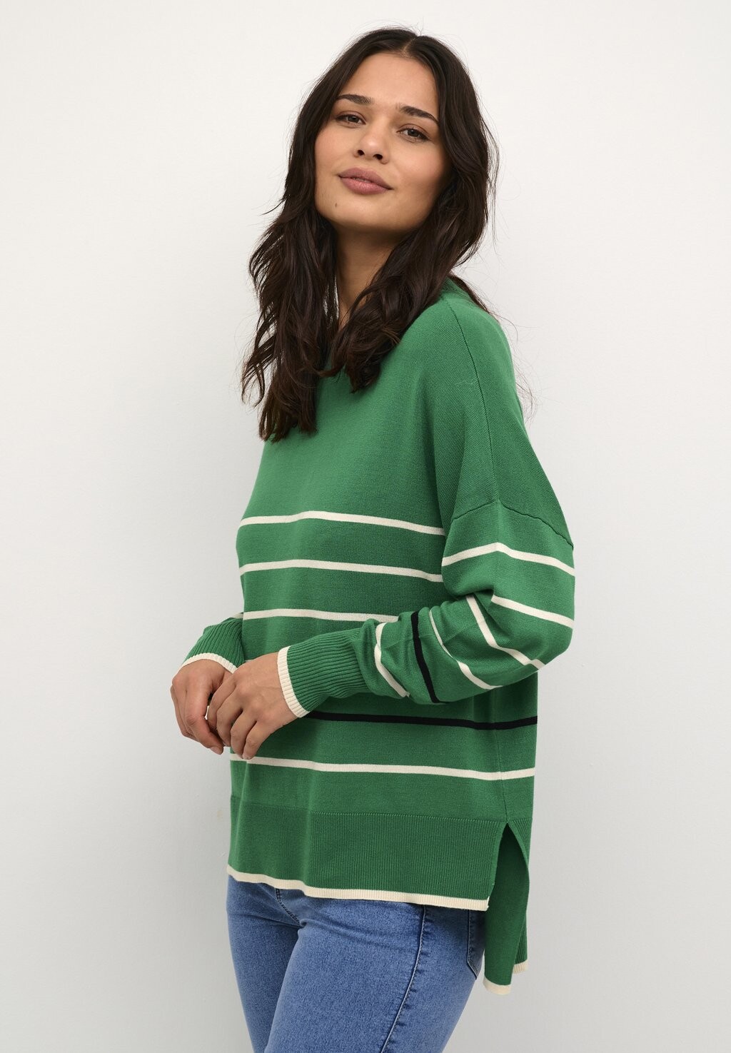 

Вязаный свитер BPALOMA STRIPE Kaffe, цвет green white black stripe