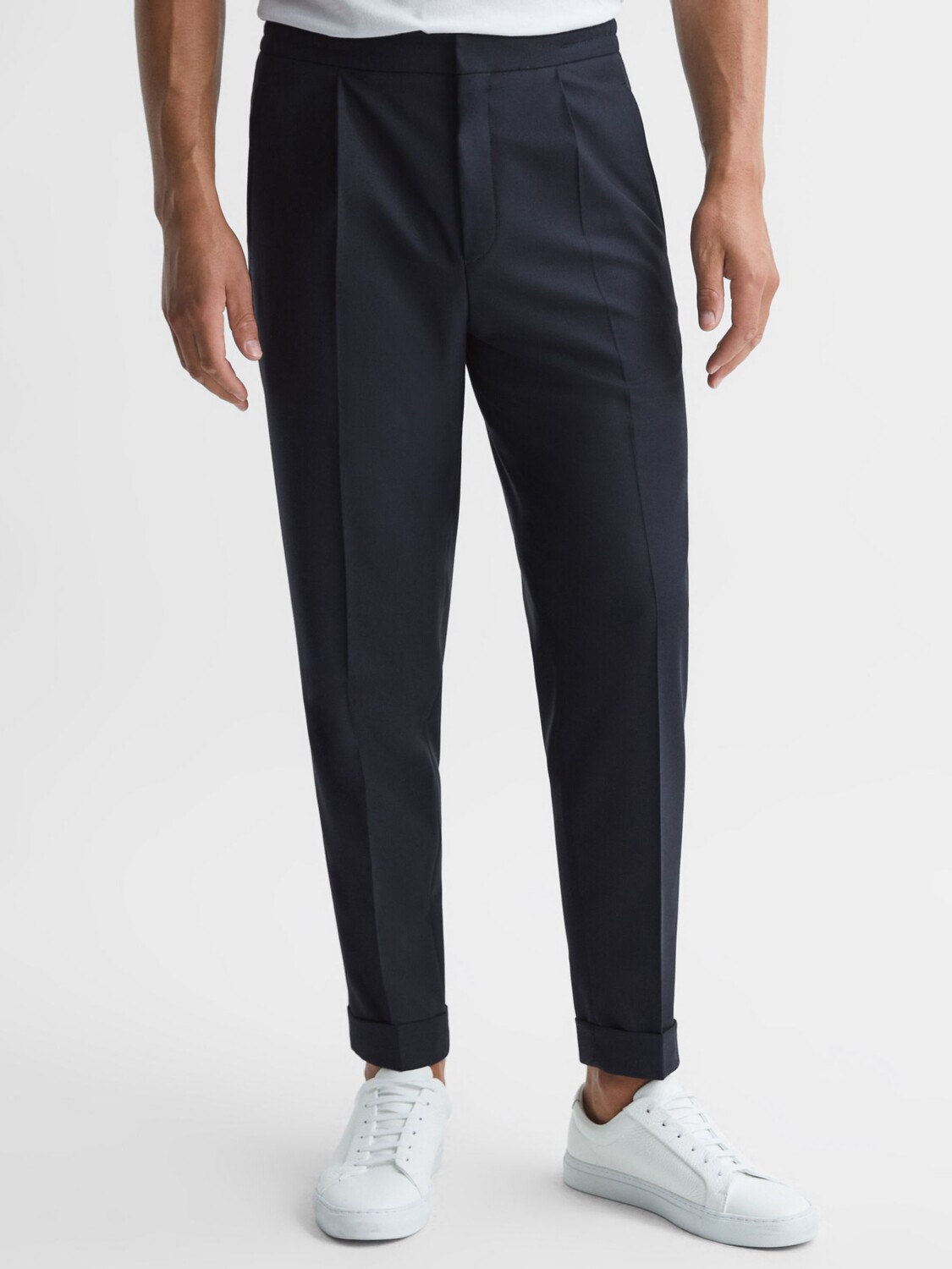 

Reiss Brighton Свободные брюки со складками, темно-синие, Синий