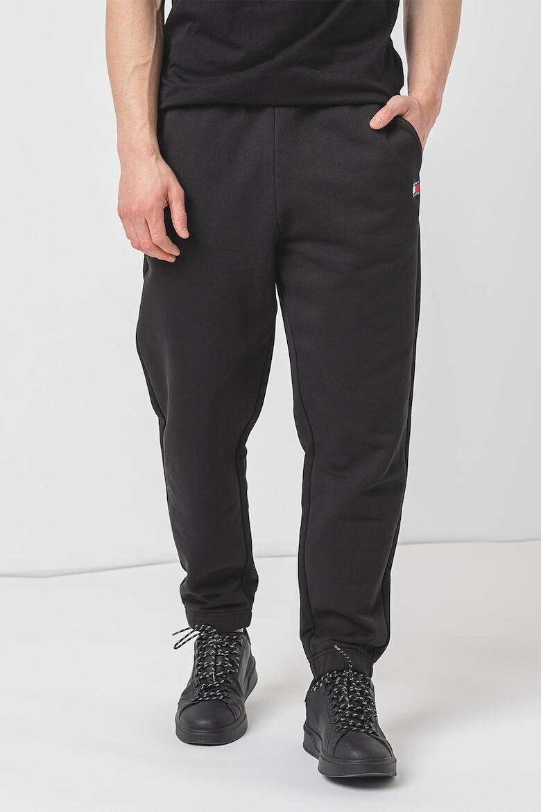 

Спортивные брюки с зауженной штаниной Tommy Jeans, черный