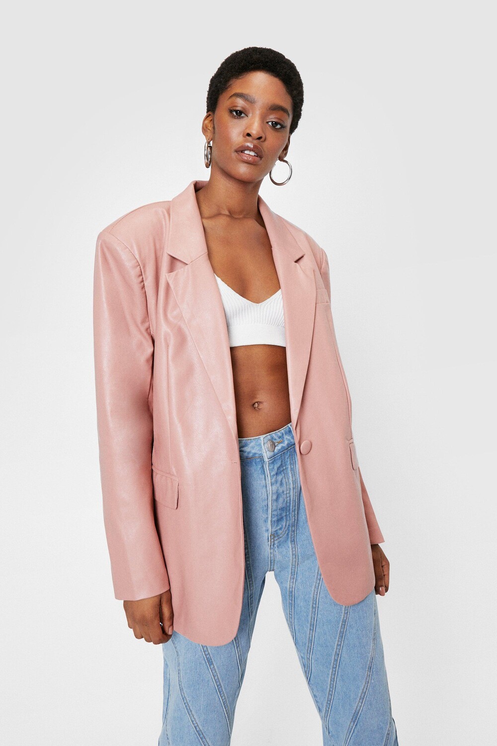

Большой пиджак из искусственной кожи на пуговицах Nasty Gal, розовый