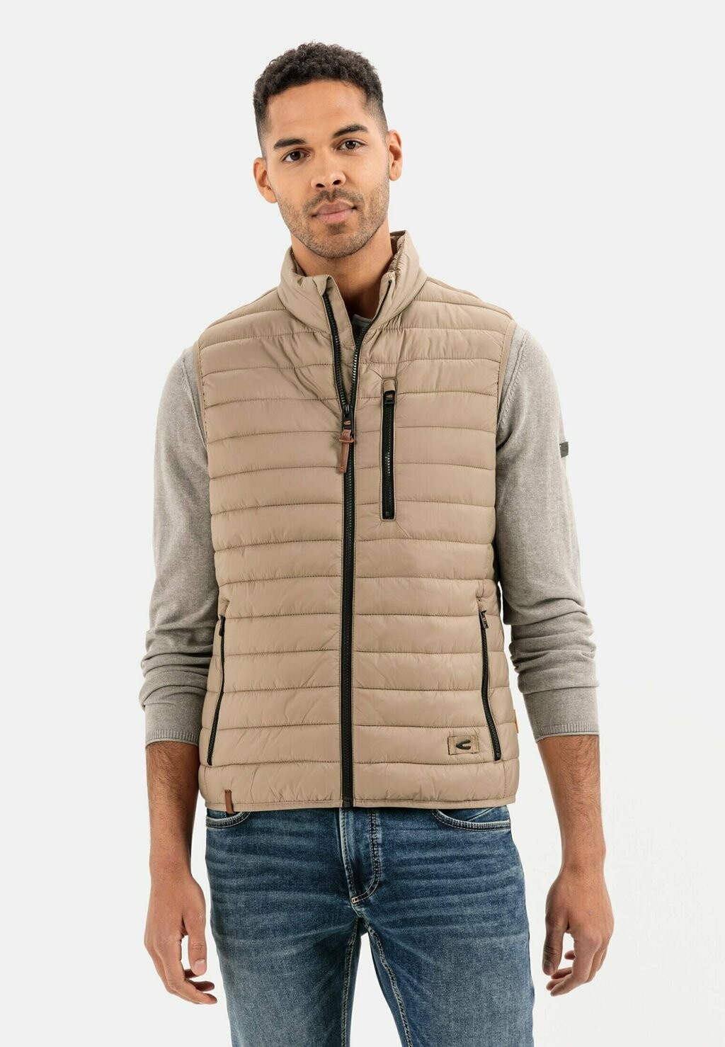 

Жилет camel active