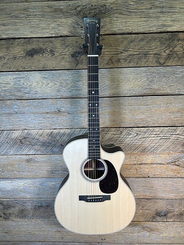 

Акустическая гитара Martin GPC-16E w/ Gig Bag