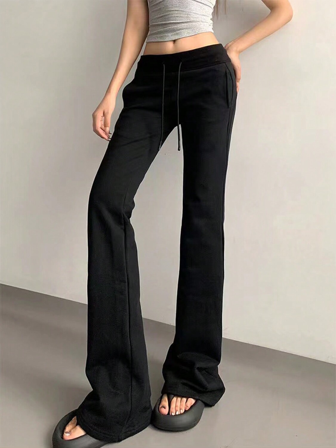 

SHEIN EZwear Летние брюки-клеш с эластичной резинкой на талии, черный цвет