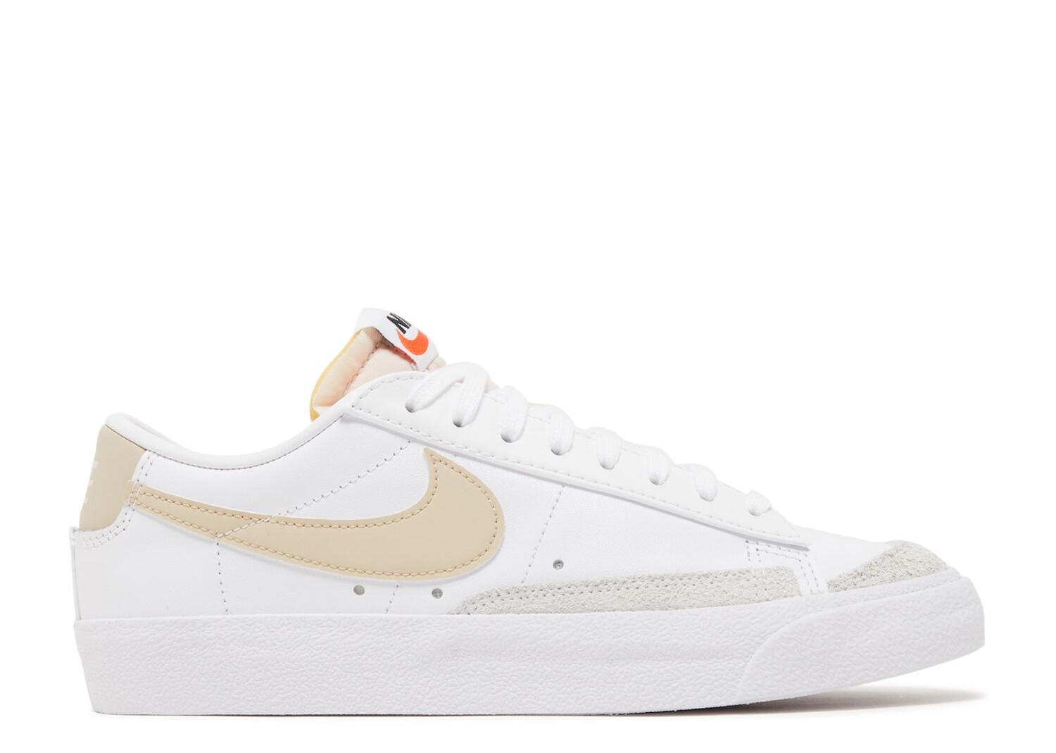 

Кроссовки Nike Wmns Blazer Low '77 'White Pale Coral', белый