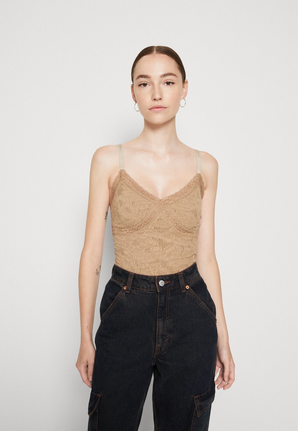 

Топ BDG Urban Outfitters