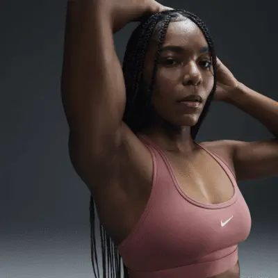 

Спортивный бюстгальтер Nike Swoosh Light Support, цвет Canyon Pink/White