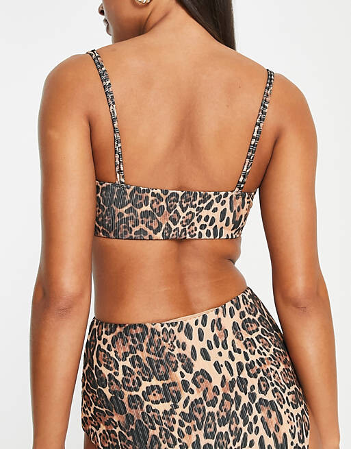 

Укороченный бикини-топ с леопардовым принтом ASOS DESIGN