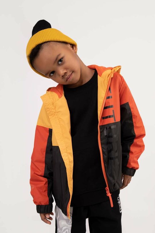 Куртка для мальчика Coccodrillo, оранжевый куртка для мальчика coccodrillo размер 152 цвет разноцветный
