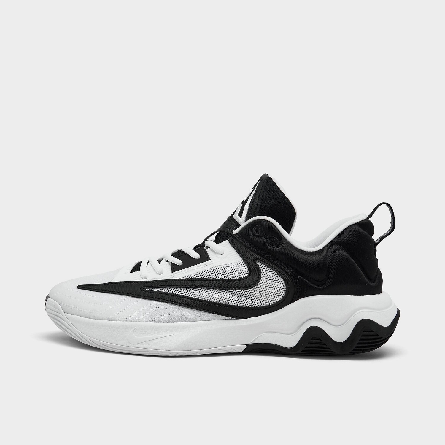 

Баскетбольные кроссовки Nike Giannis Immortality 3, белый