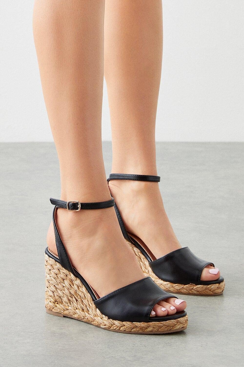 

Rae Туфли на танкетке с открытым носком Dorothy Perkins, черный