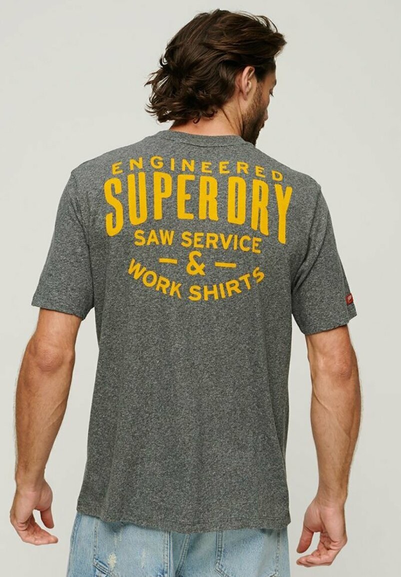 

Футболка с принтом WORKWEAR CHEST GRAPHIC Superdry, темно-серый