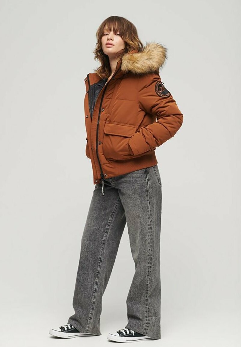 

Зимняя куртка Superdry ЭВЕРЕСТ ПУФФЕР, цвет bisque brown