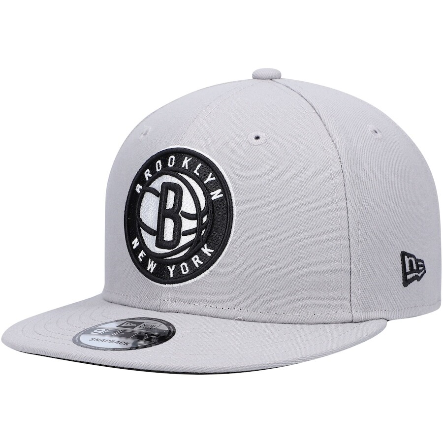 

Бейсболка New Era Brooklyn Nets, серый