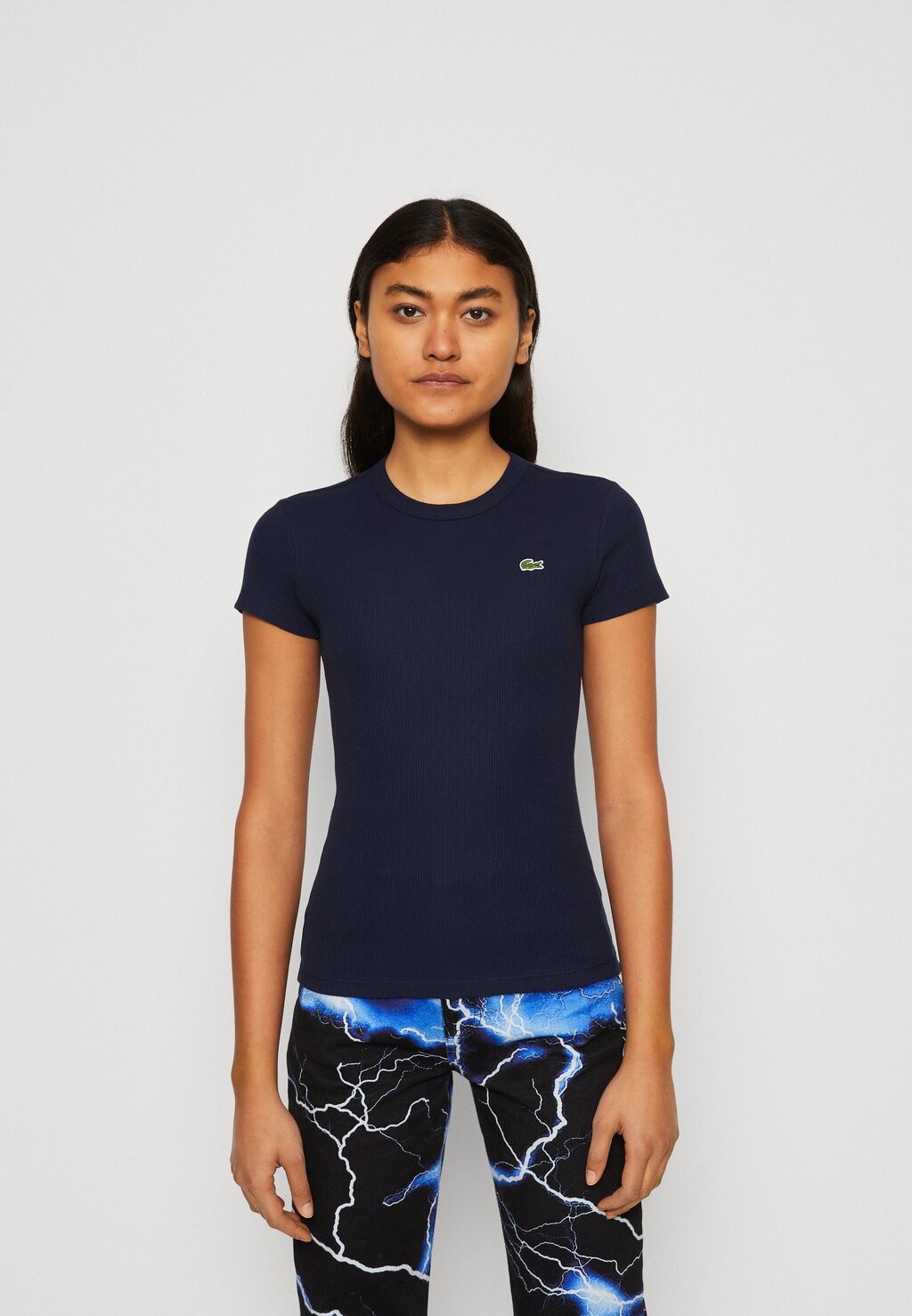 

Базовая футболка Lacoste, темно-синий