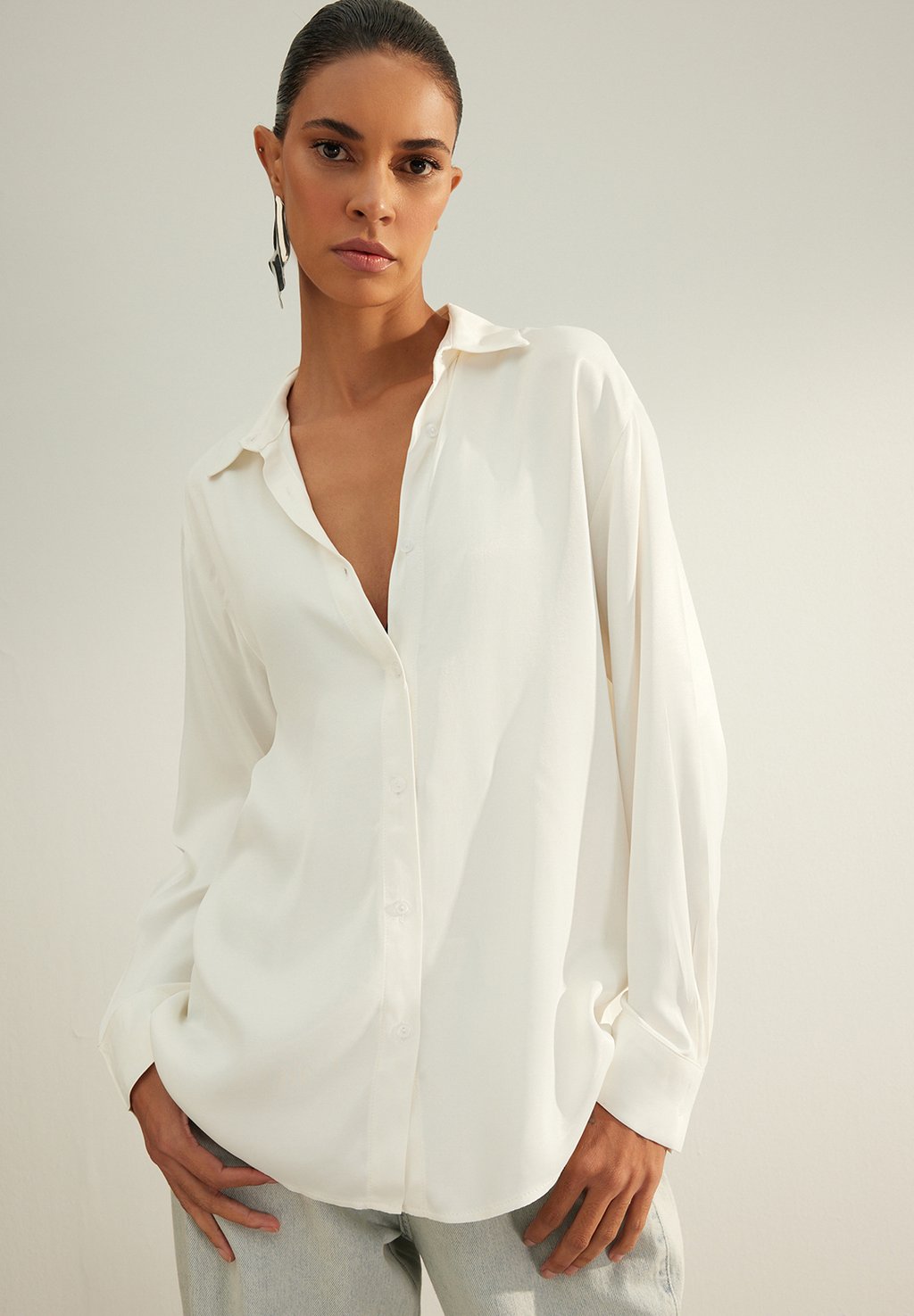 Блузка-рубашка Trendyol, цвет ecru блузка рубашка trendyol modest цвет white