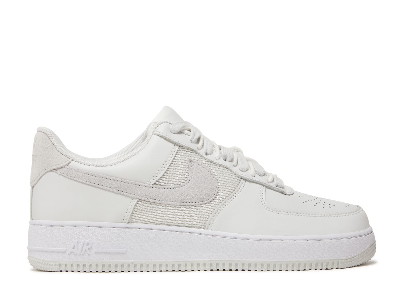 

Кроссовки Nike Slam Jam X Air Force 1 Low 'Triple White', белый, Белый;серый