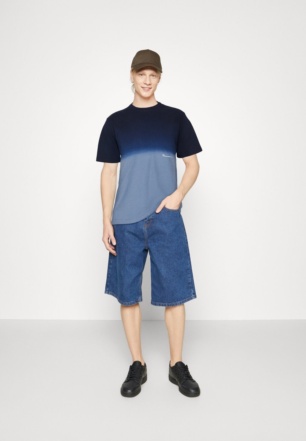 

Футболка с принтом REGULAR FIT DIP DYED KnowledgeCotton Apparel, синий