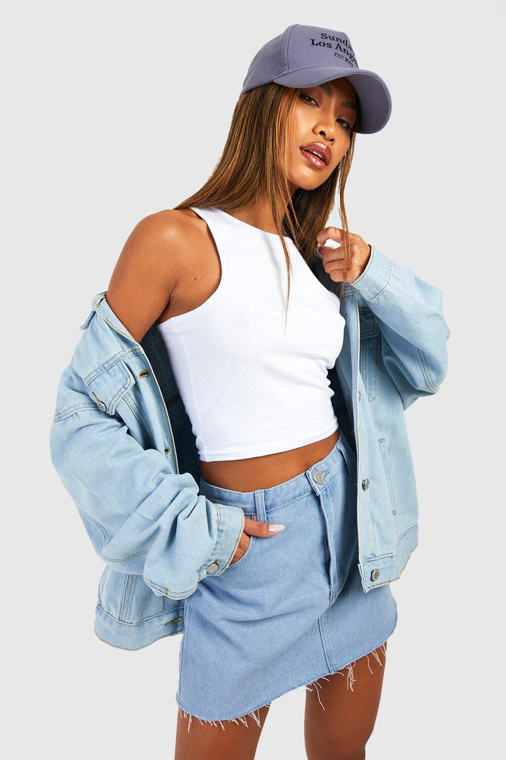 

Укороченная топ-майка из хлопкового вырезка Boohoo, белый