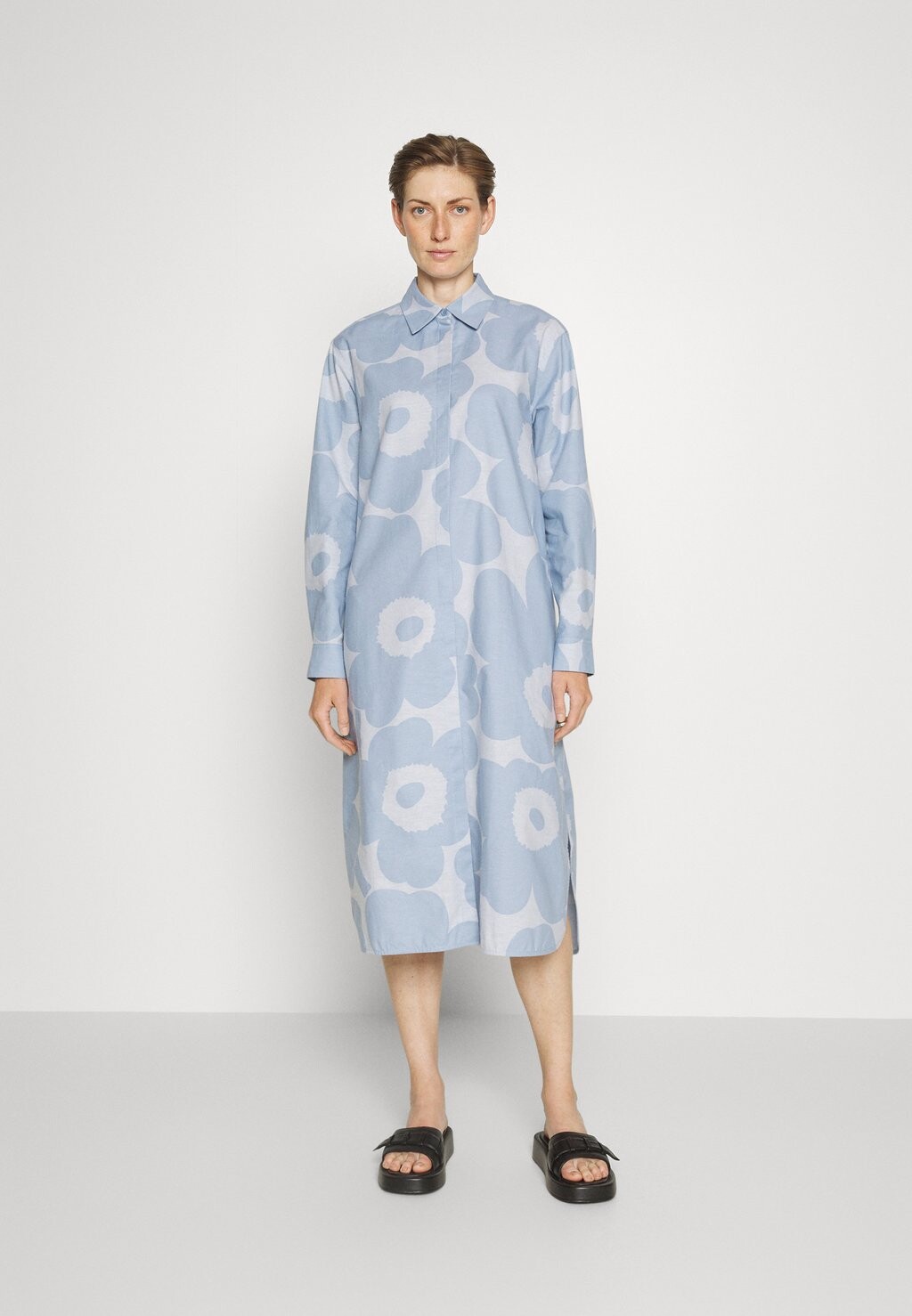 

Платье-рубашка Marimekko, синий