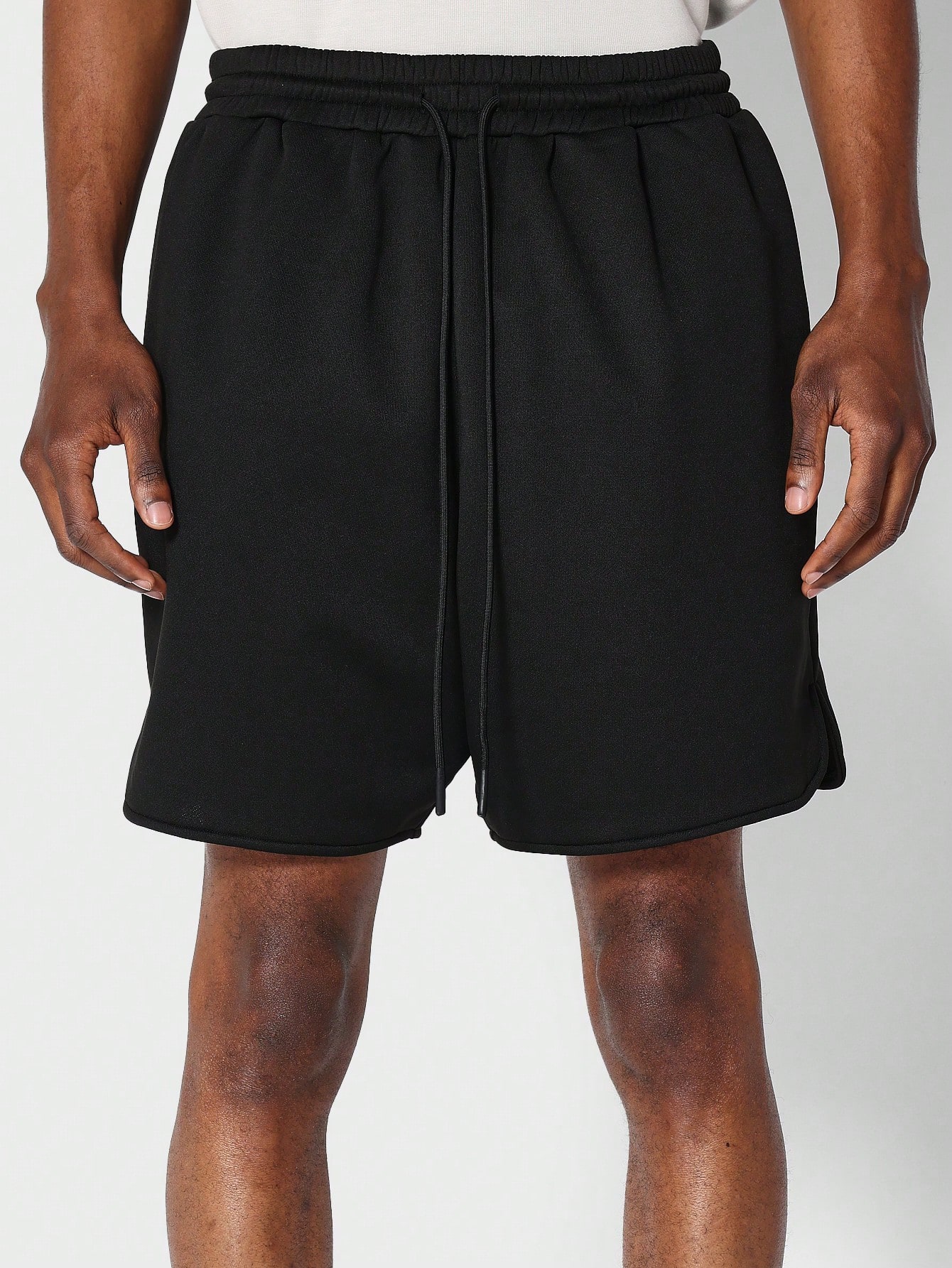 SUMWON Летние утяжеленные шорты с изогнутым краем, черный