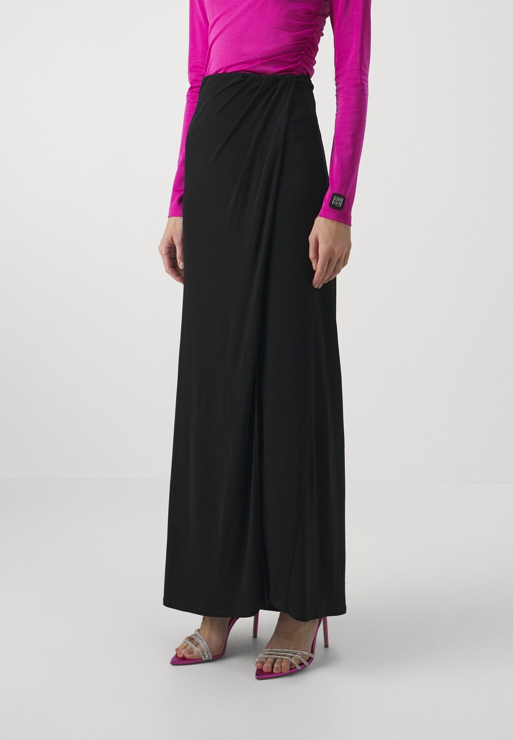 

Юбка-крестик Pinko TEROLDEGO SKIRT, черный
