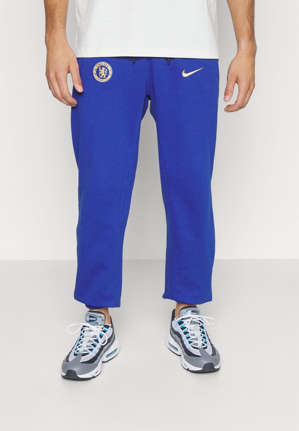

Спортивные брюки Nike