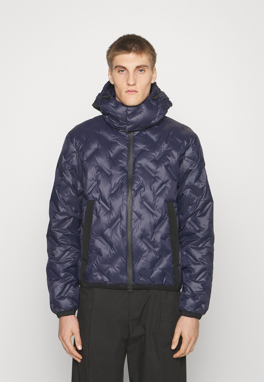

Бомбер Chaquetas EA7 Emporio Armani, темно-синий