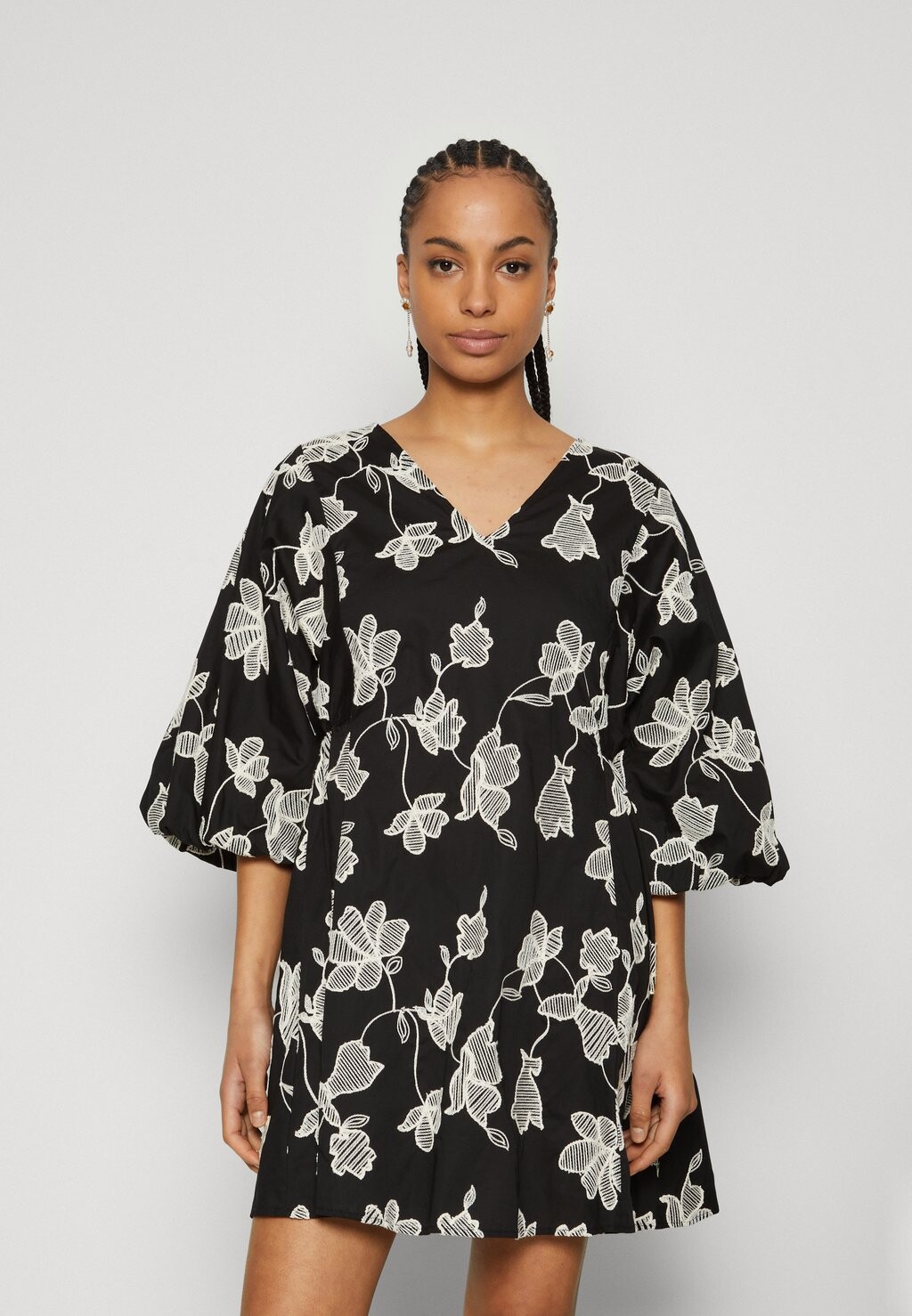 

Коктейльное платье YASCONTOUR 3/4 DRESS YAS, черный