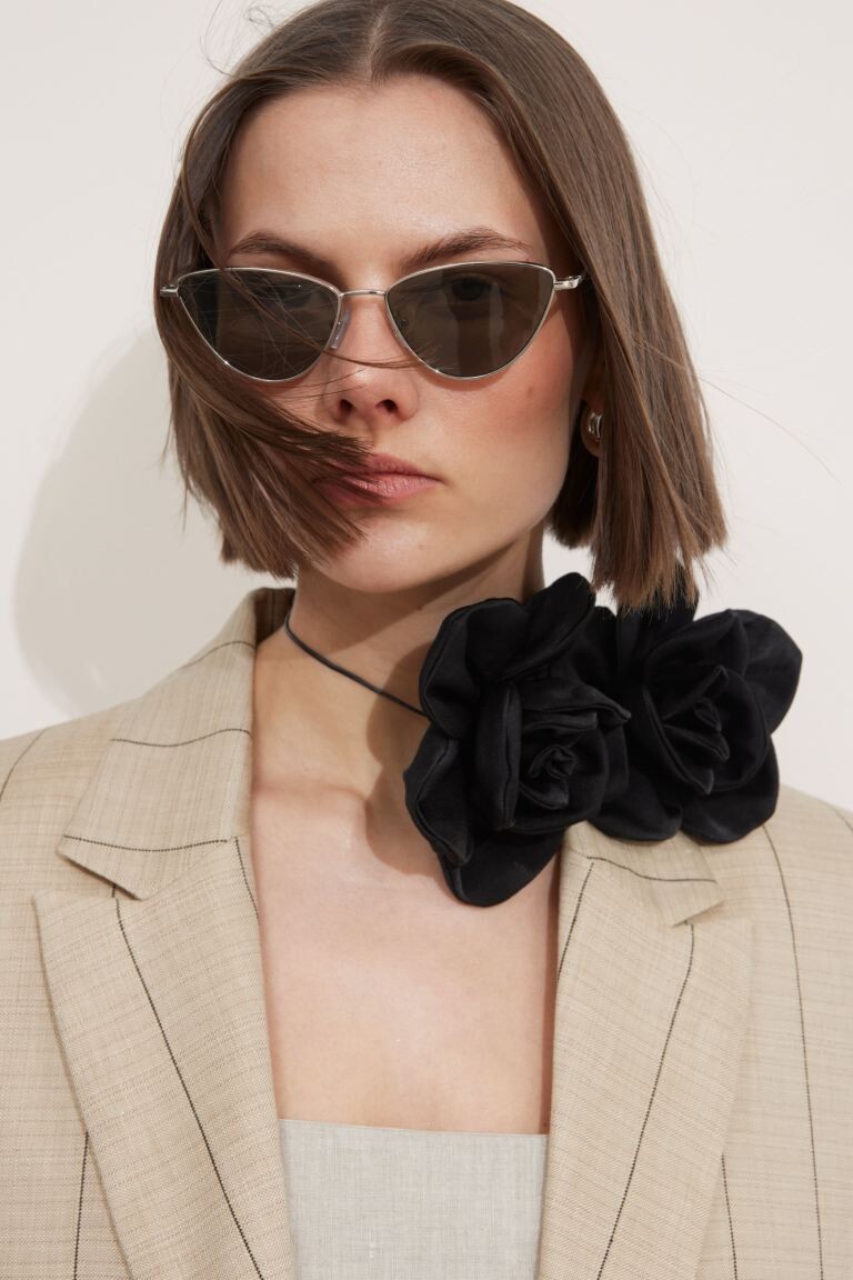 

Солнцезащитные очки Cateye в проволочной оправе и другие истории H&M, серебряный