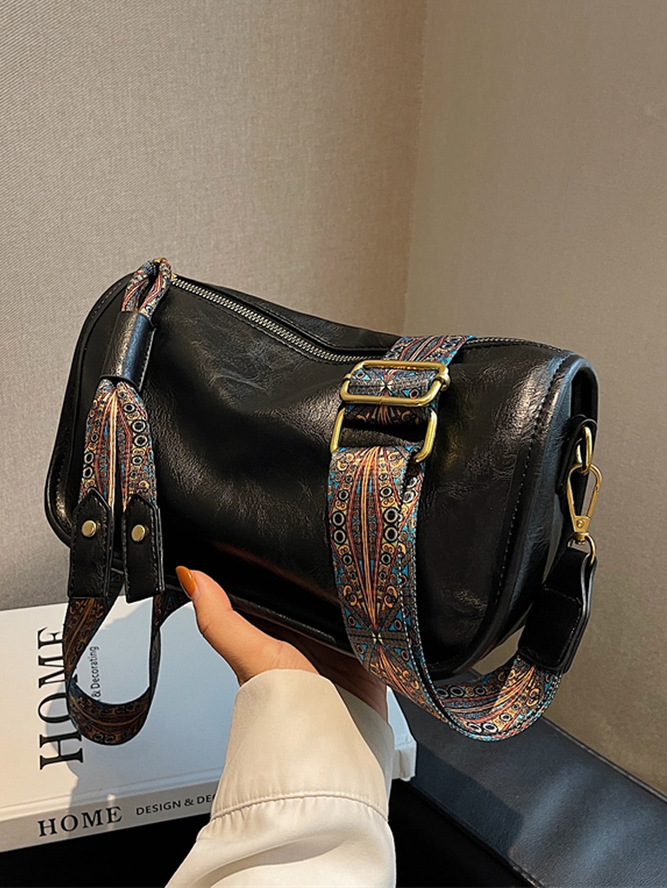 Сумка-хобо через плечо на молнии с графическим узором, черный новинка 2021 винтажная женская сумка из искусственной кожи сумка на плечо женская вместительная сумка для покупок сумки мессенджеры через