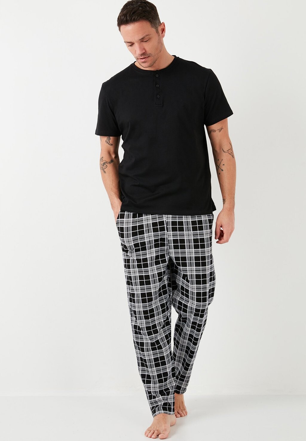 

Пижама REGULAR FIT SET Buratti, черный