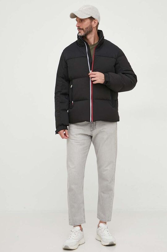 

Куртка Tommy Hilfiger, черный