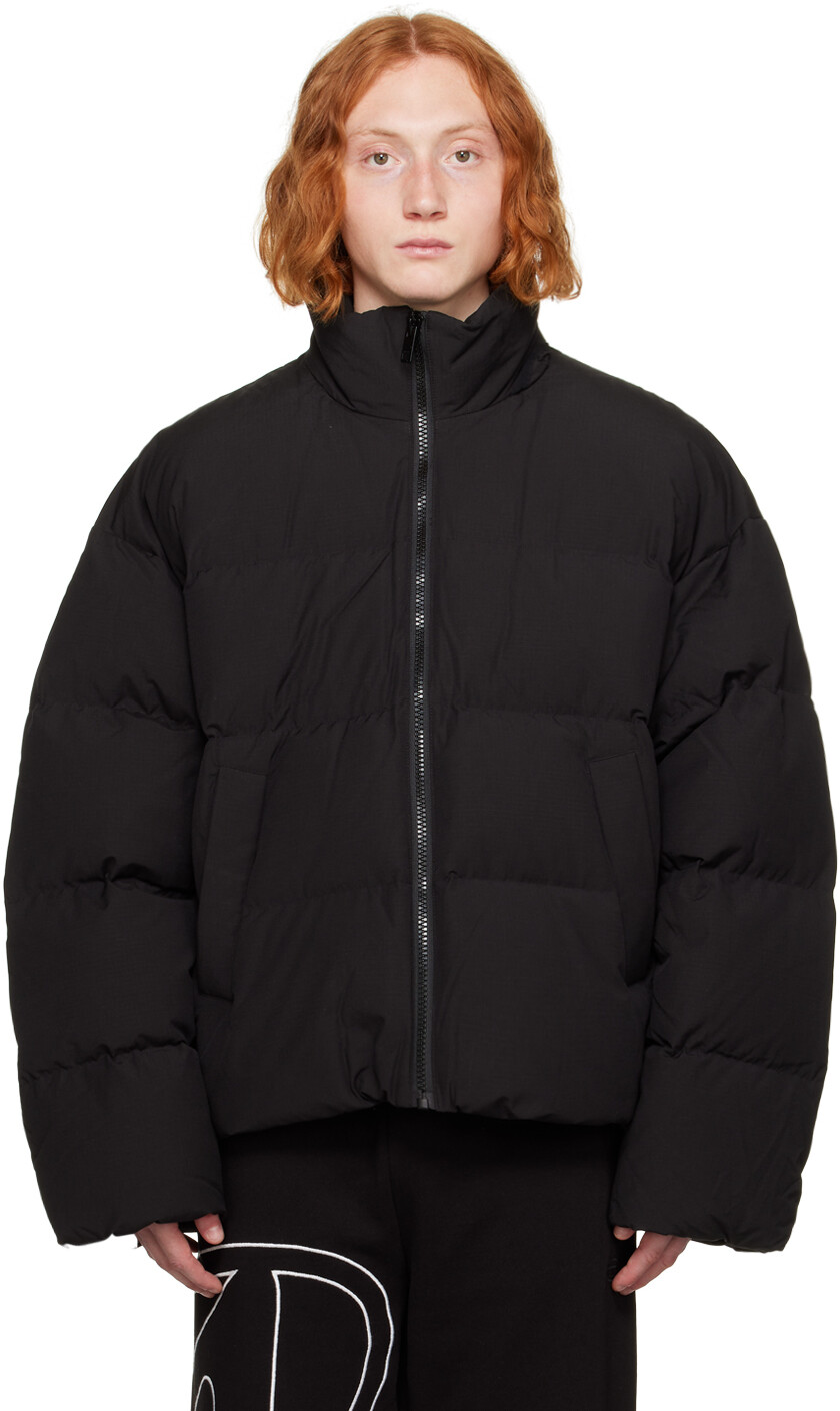

Черный пуховик Diesel W-овальный