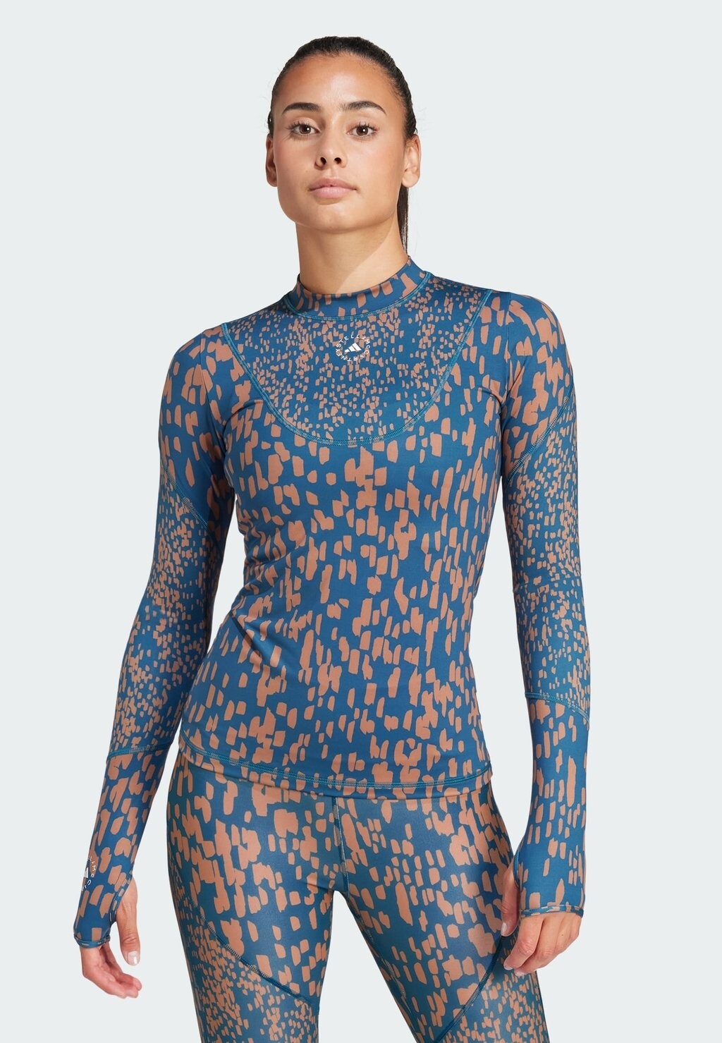 

Футболка с длинными рукавами Printed Tee adidas by Stella McCartney, цвет tech mineral timber
