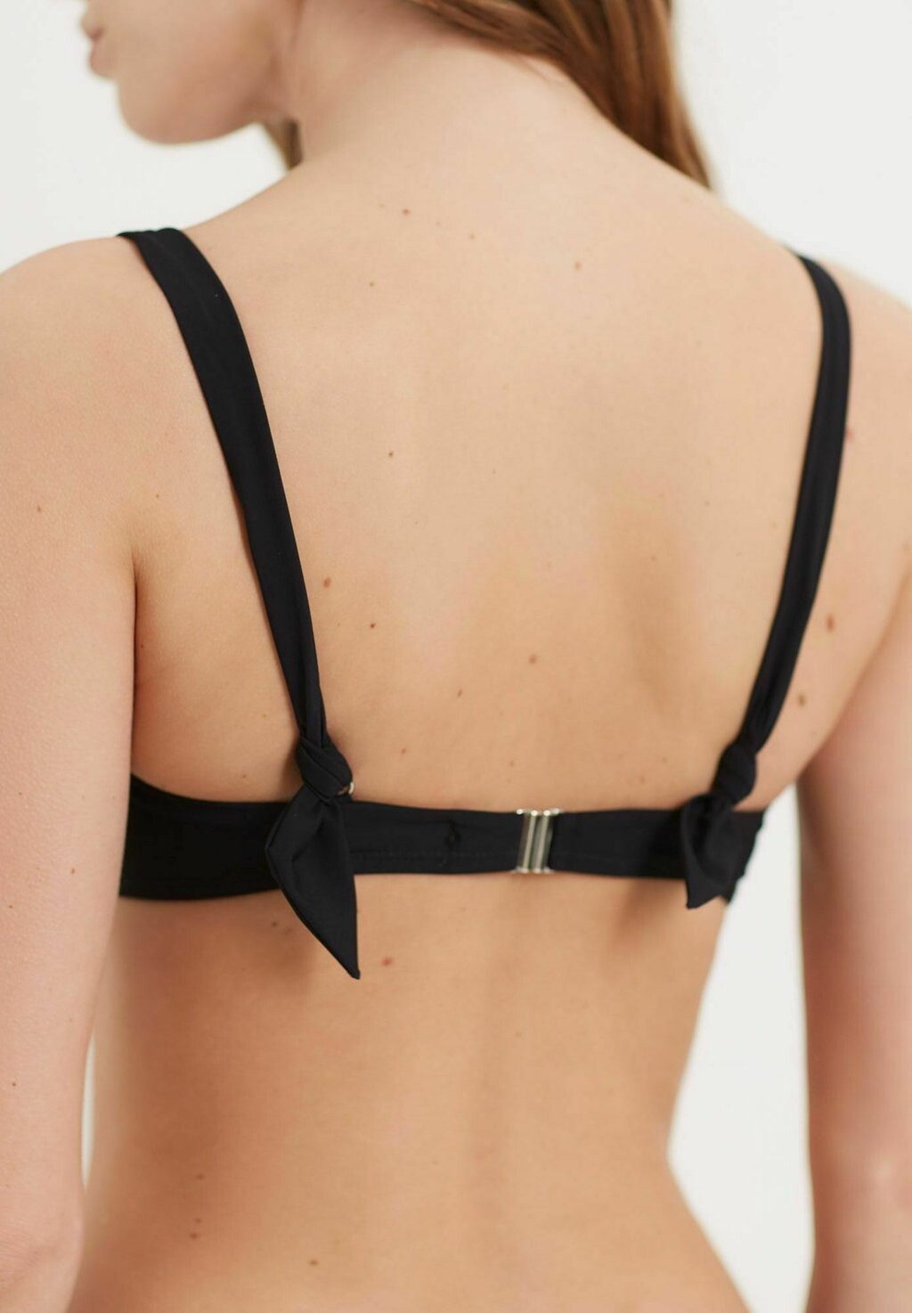 

Верх бикини Sculpt Yamamay, черный