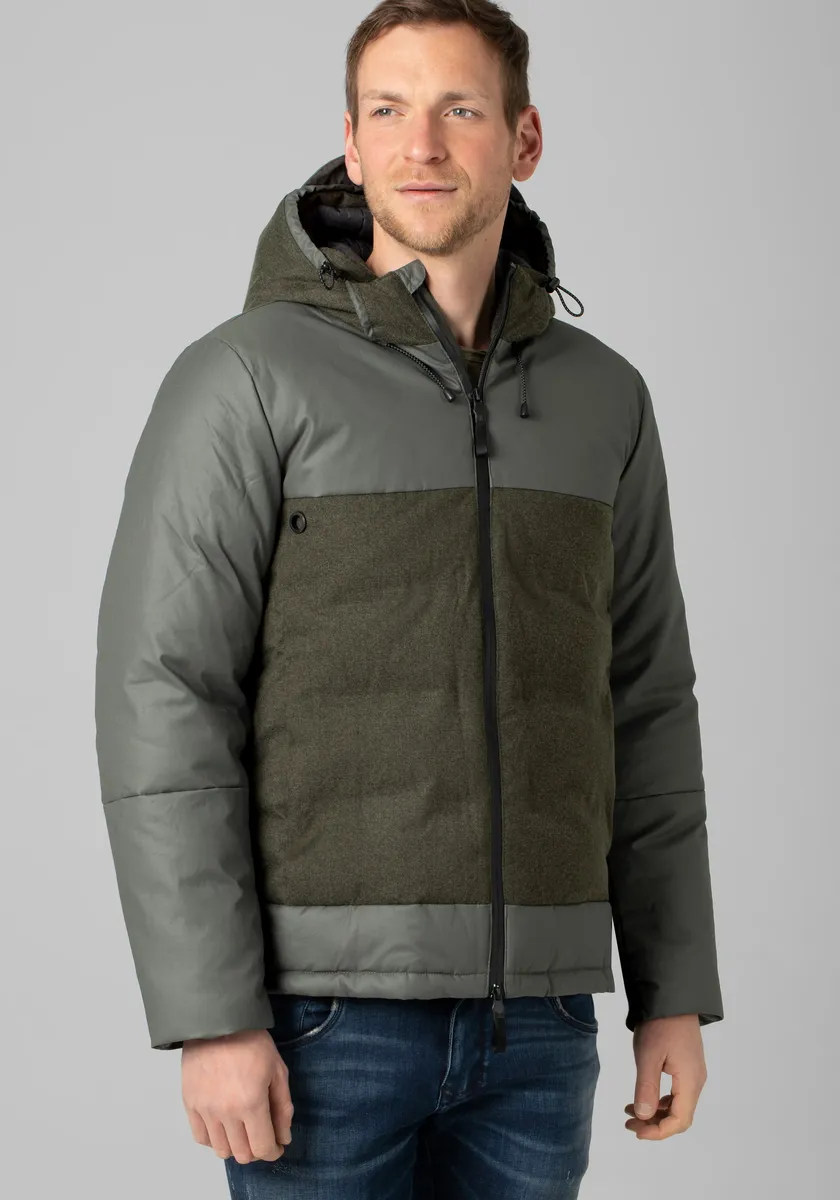 

Куртка TIMEZONE для активного отдыха "Tech Jacket 1", с капюшоном, зеленый