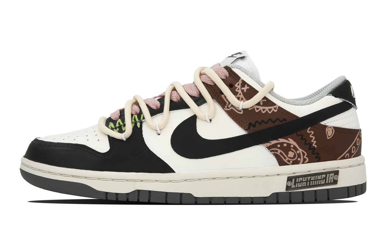 

Женские кроссовки для скейтбординга Nike Dunk