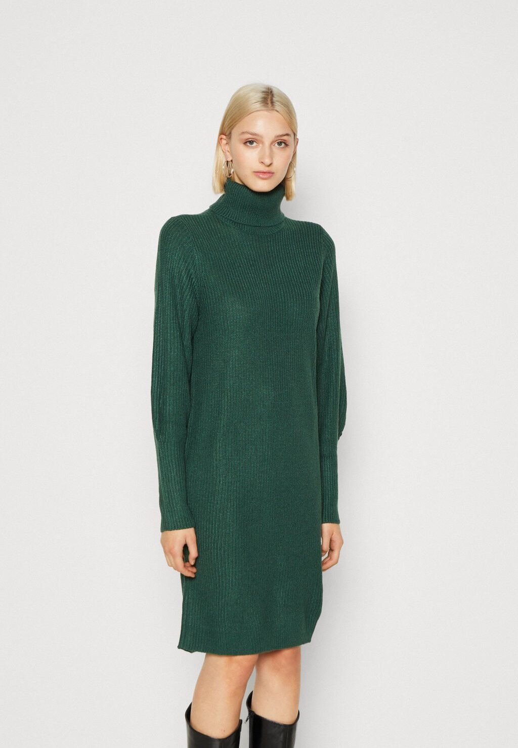 

Платье шитье VILA VILOU ROLLNECK, цвет pineneedle