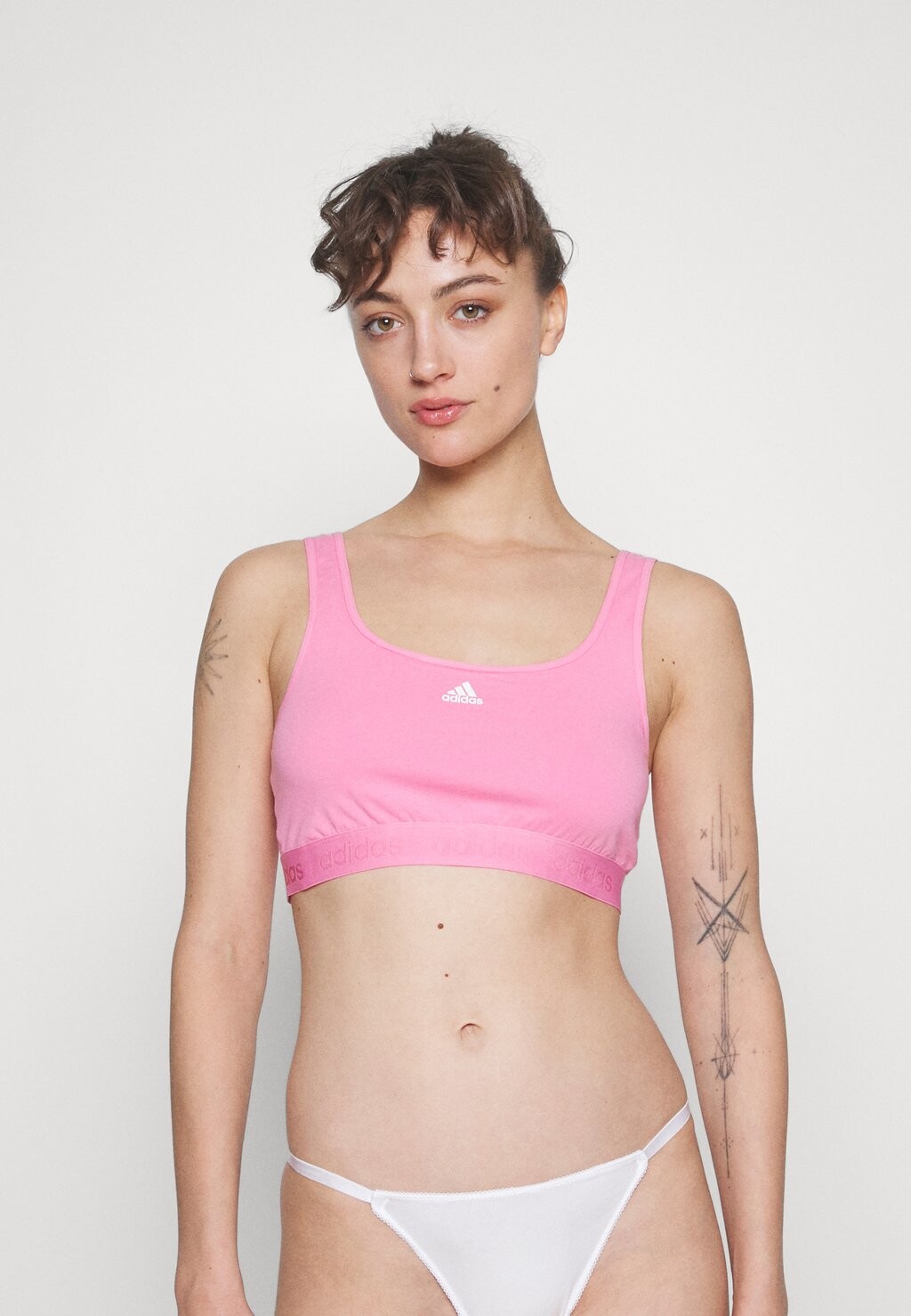 

Бюстье Adidas