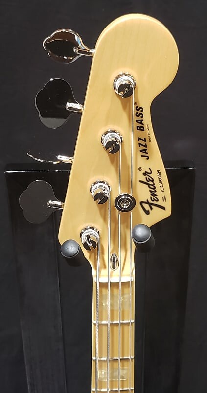 

Басс гитара Fender MADE IN JAPAN LIMITED INTERNATIONAL COLOR JAZZ BASS 2023 - Maui Blue