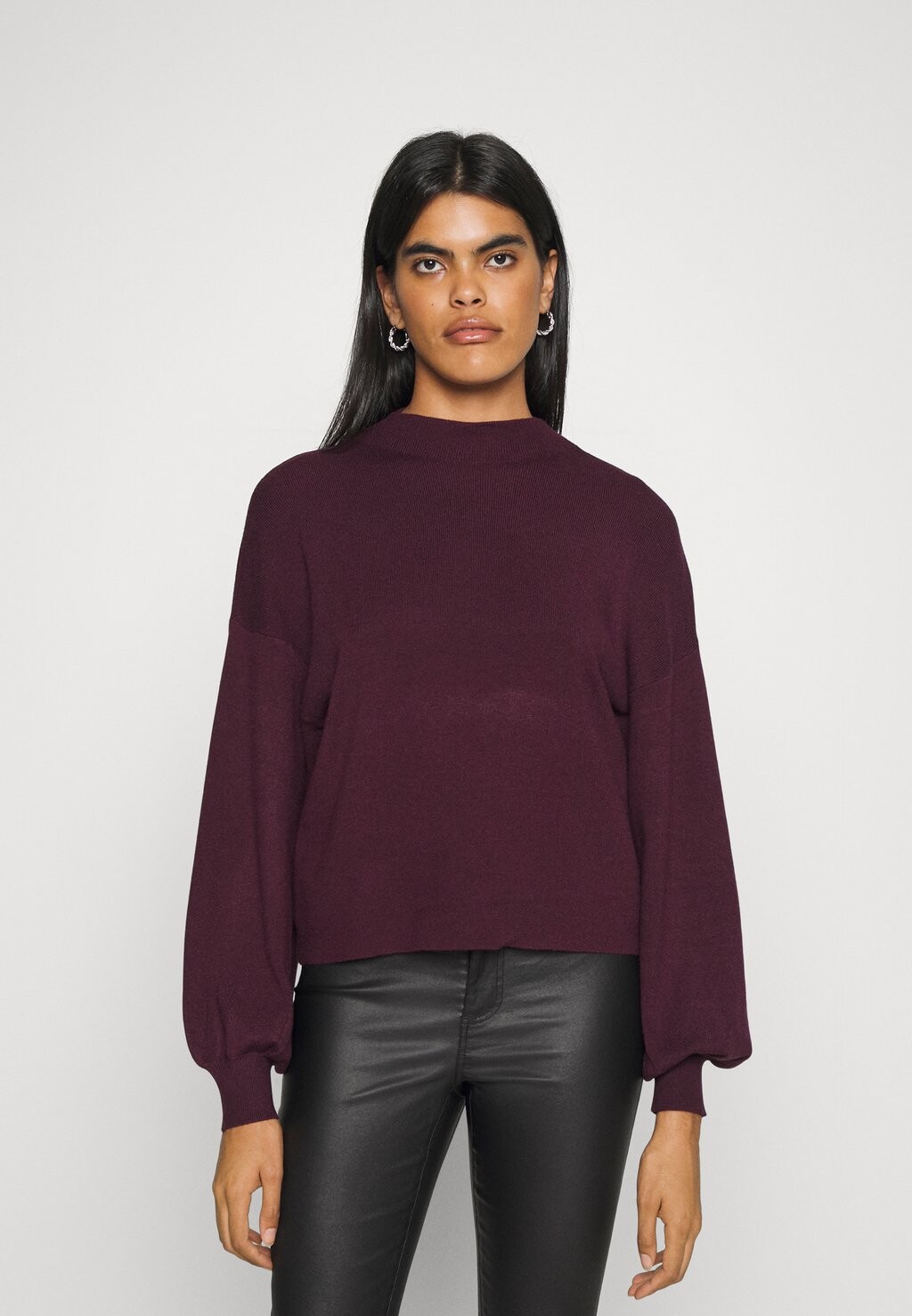 

Свитер Vero Moda