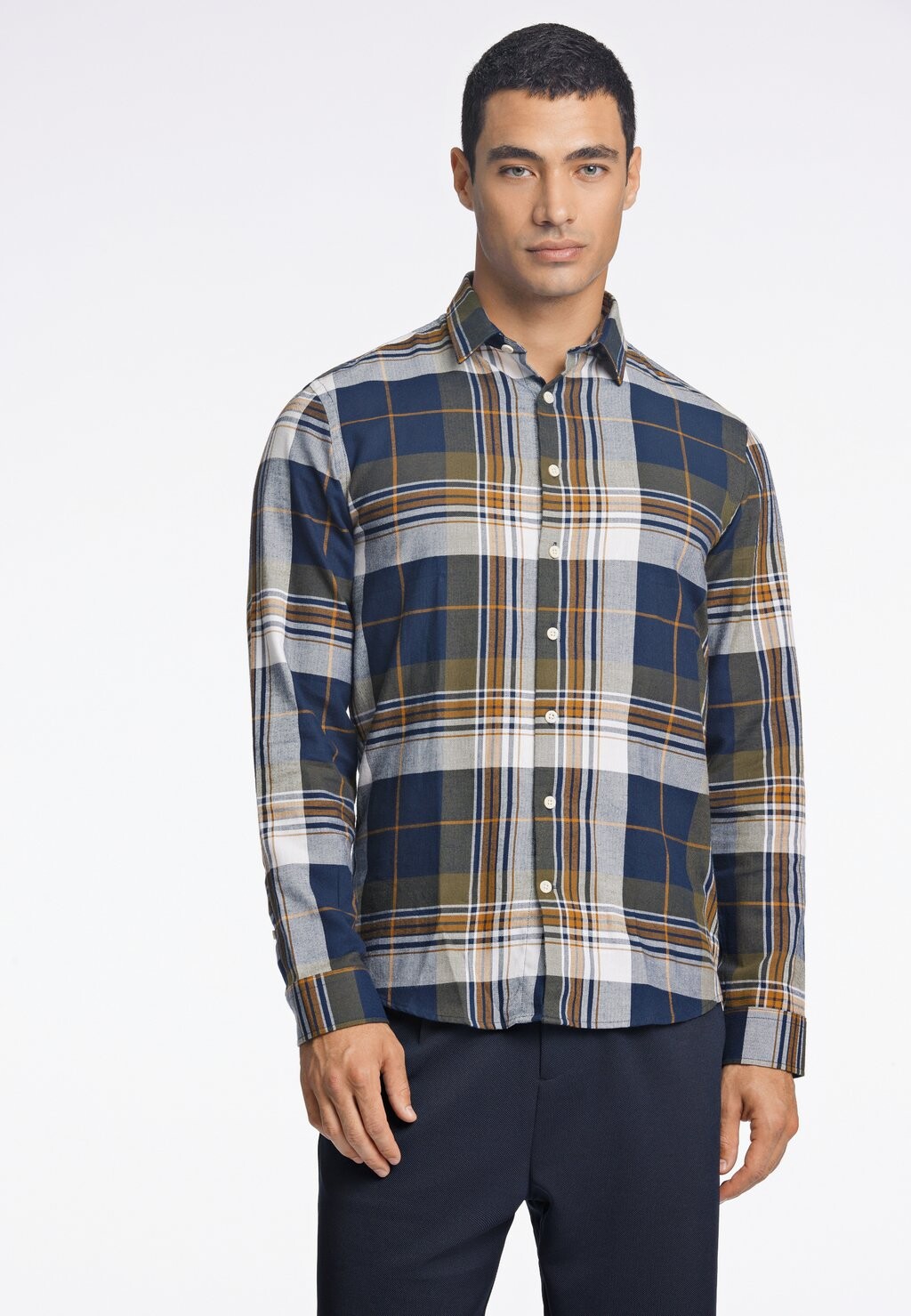 

Рубашка CHECKED HERRINGBONE Lindbergh, цвет army