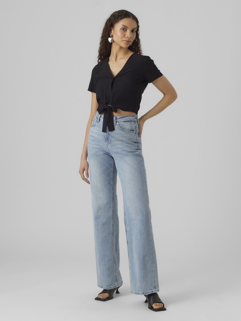 

Блузка Vero Moda