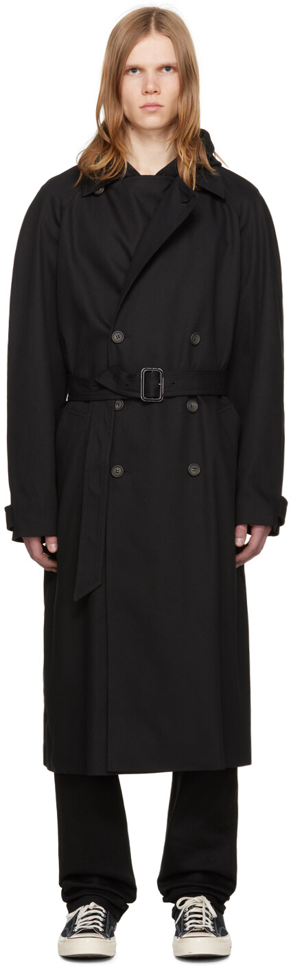 

Черный тренч Lou A.P.C.