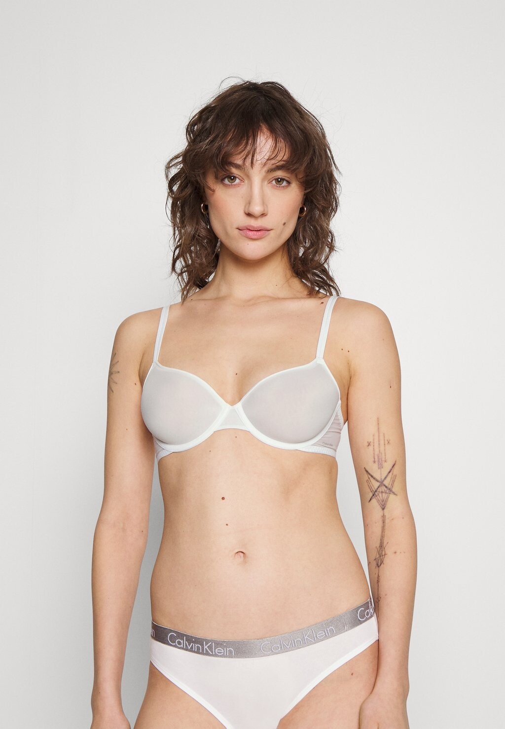 

Бюстгальтер-майка Calvin Klein Underwear, белый