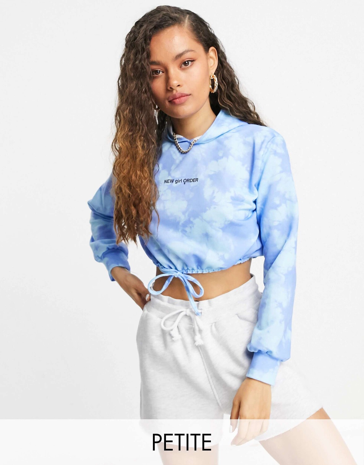 

Укороченный спортивный костюм с капюшоном New Girl Order синего цвета, Синий