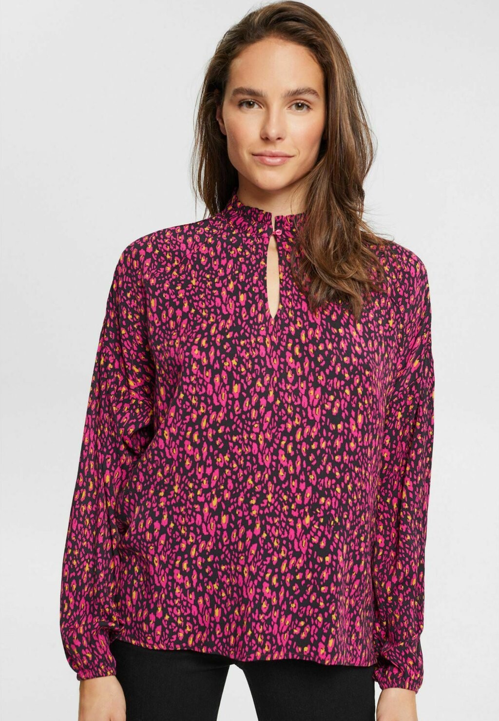 

Блуза edc by Esprit