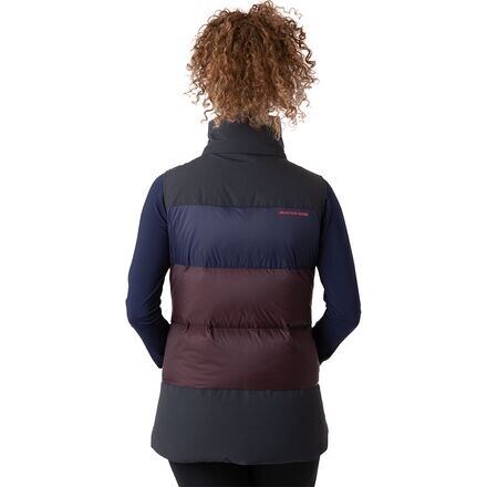 

Пуховой жилет Solazo женский Cotopaxi, цвет Black & Black Iris