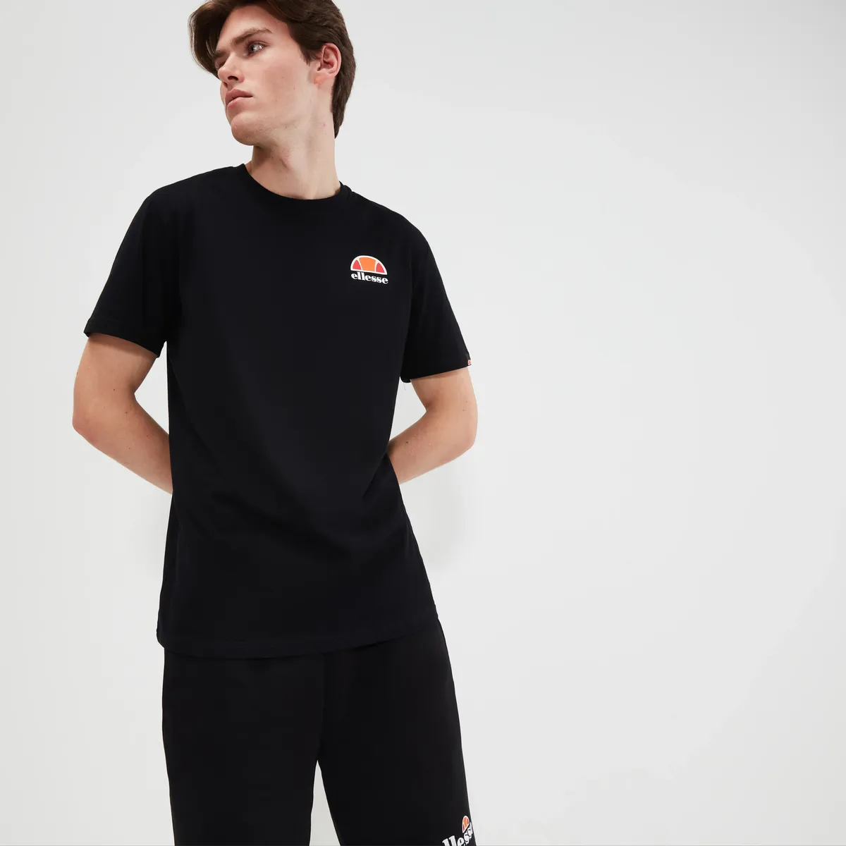 

Футболка Ellesse "H T-SHIRT" с логотипом, черный